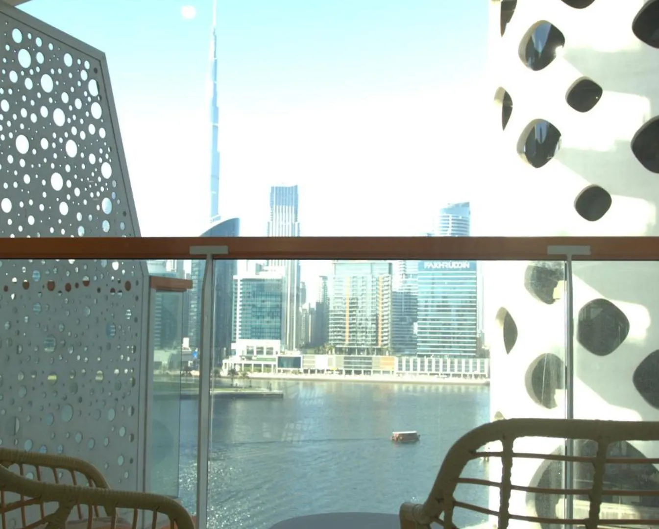 Apartment Iconic Studio Canal & Burj View Central, Scenic Serene Dubai United Arab Emirates