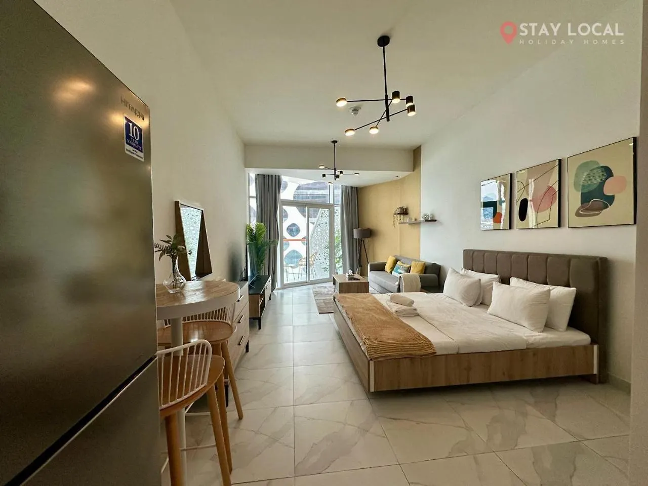 Iconic Studio Canal & Burj View Central, Scenic Serene Dubai 0*,