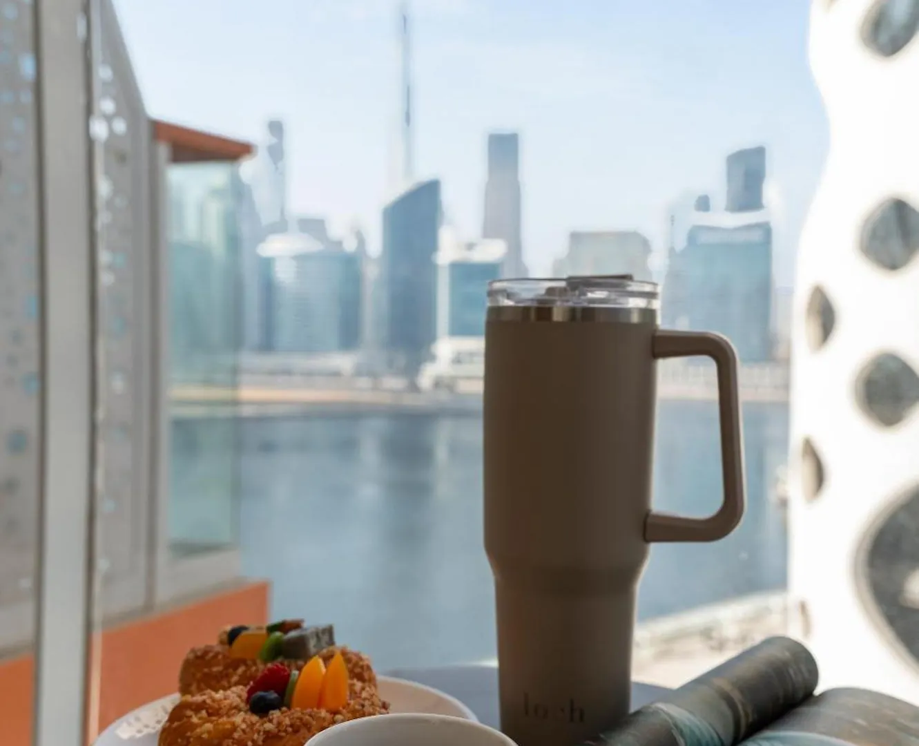 Iconic Studio Canal & Burj View Central, Scenic Serene Dubai United Arab Emirates